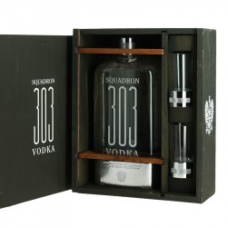 Coffret Squadron Leader Vodka Squadron 303 + 2 Verres