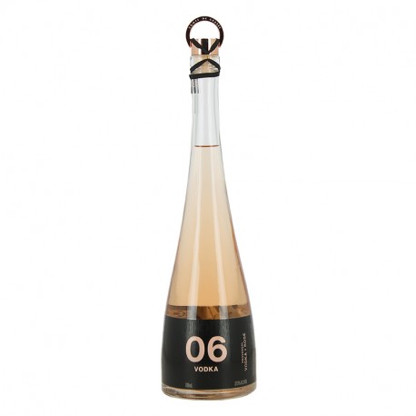 VODKA 06 Vodka au Vin Rosé de Provence 70 cl